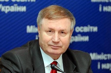 У МОН шоковані насильством у московській школі