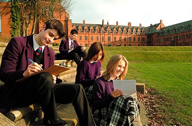 Освітня виставка "Школи-пансіони Великої Британії"