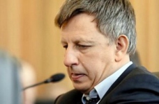 Школи та дитсадки у центрі Києва закрито