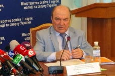 Ректор КНУ вже заявляє про гуманізм