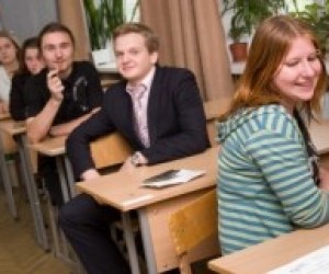 "СПИСЫВАЛ? В вуз не поступишь!"