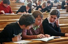 1 500 студентів з Криму перевелися в вузи України