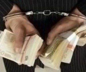 Викладач вимагав 20 тис. грн за сприяння у вступі до вишу