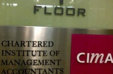 Презентація програм МІБ в сфері фінансів