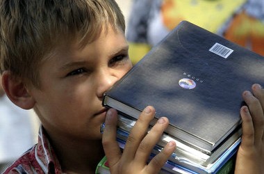 Умови зарахування учнів з Донбасу до шкіл спрощено