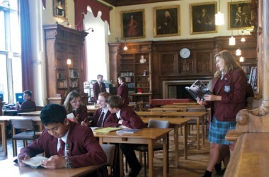 Британія вводить єдине онлайн тестування Ukiset