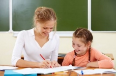 Міносвіти сприяє вчителям-переселенцям