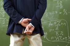 Шкільних учителів теж атестуватимуть по-новому