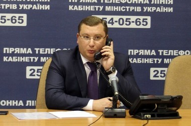 Керівника апарату МОН переведено до АП