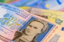 Уряд обіцяє підвищити стипендії