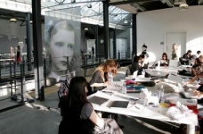 Відчинені двері у світ моди та дизайну