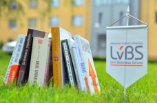 Триває реєстрація на магістерські програми LvBS