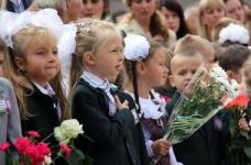 Перший урок у школах присвятять патріотизму