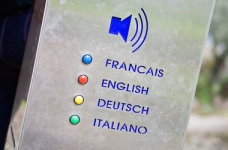 Збільшено час на вивчення іноземних мов у школах