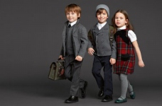 Як обрати шкільну форму і дитячі туфлі в м.Київ