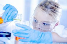 Уряд виділив кошти на шкільні кабінети фізики і хімії