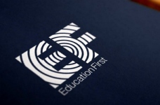 Україна покращила рівень володіння англійською