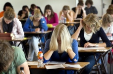 РПР вимагає публічного плану вирішення проблем ЗНО