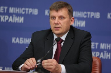 З банком ЗНО розгорнувся детектив, - Карандій