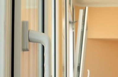 В ХДУ збирають гроші на вже куплені вікна?