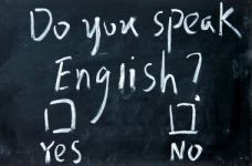 Більшість українців не володіє іноземними мовами