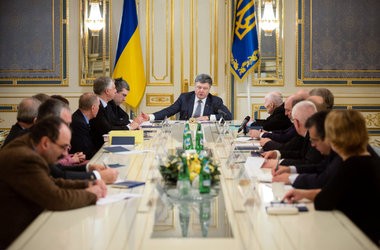 Порошенко вирішив підписати закон про наукову діяльність