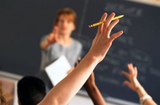 Затверджено порядок присвоєння вчителям категорій