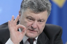 Порошенко відповів освітянам про рівень їх зарплат