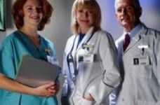 Школярі утворили величезні черги в поліклініках столиці