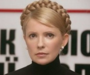 Тимошенко обіцяє збільшити зарплату вчителям