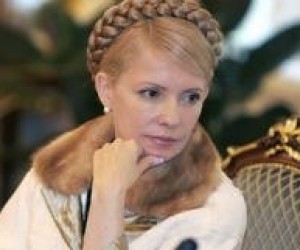 Тимошенко: У вчителів найменша зарплата в країні