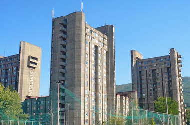 Скільки коштуватиме житло для студента в різних містах України?