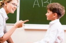 Кабмін розроблятиме новий порядок оплати праці класним керівникам