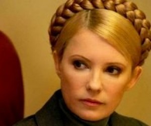 Тимошенко пропонує замість іспитів виставляти учням середньорічну оцінку