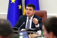 Чиновників закликали придбати підручники для шкіл