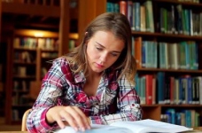 Фахівці пропонують скасувати заочну юридичну освіту