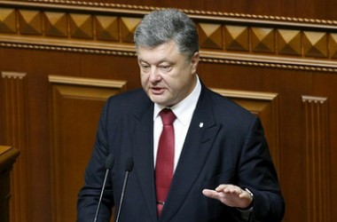Порошенко проти скасування стипендій
