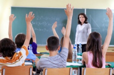 Як поширюється звання на години навантаження вчителя