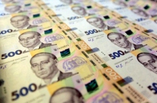 Уряд ініціює подвоєння мінімальної зарплати