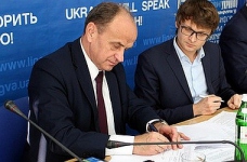 Освітян запрошують на курси англійської