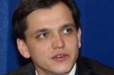 Ю. Павленко закликає до зміцнення родини та сімейних традицій