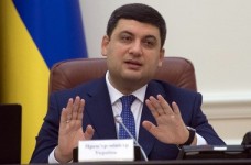 Освітянам у грудні дещо піднімуть зарплати