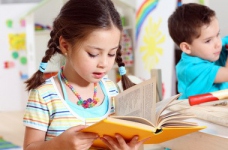 МОН розпочало доставку дитячих хрестоматій до шкіл