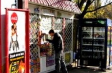 В Харькове продают пиво детям по 3 бутылки в час