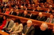 Послухавши казку, одеські депутати вимагали звільнити Вакарчука