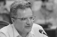 В. Бахрушин: державі не вистачає активних людей