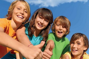 Навіщо відправляти дитину в юному віці за кордон?