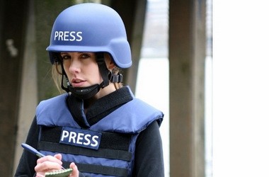 Журналістів вчитимуть діяти у небезпеці, - МОН