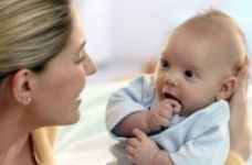 Помощь по уходу за ребенком: дают в 4 раза меньше