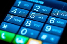 У МОН працюють телефони для молоді з зони АТО